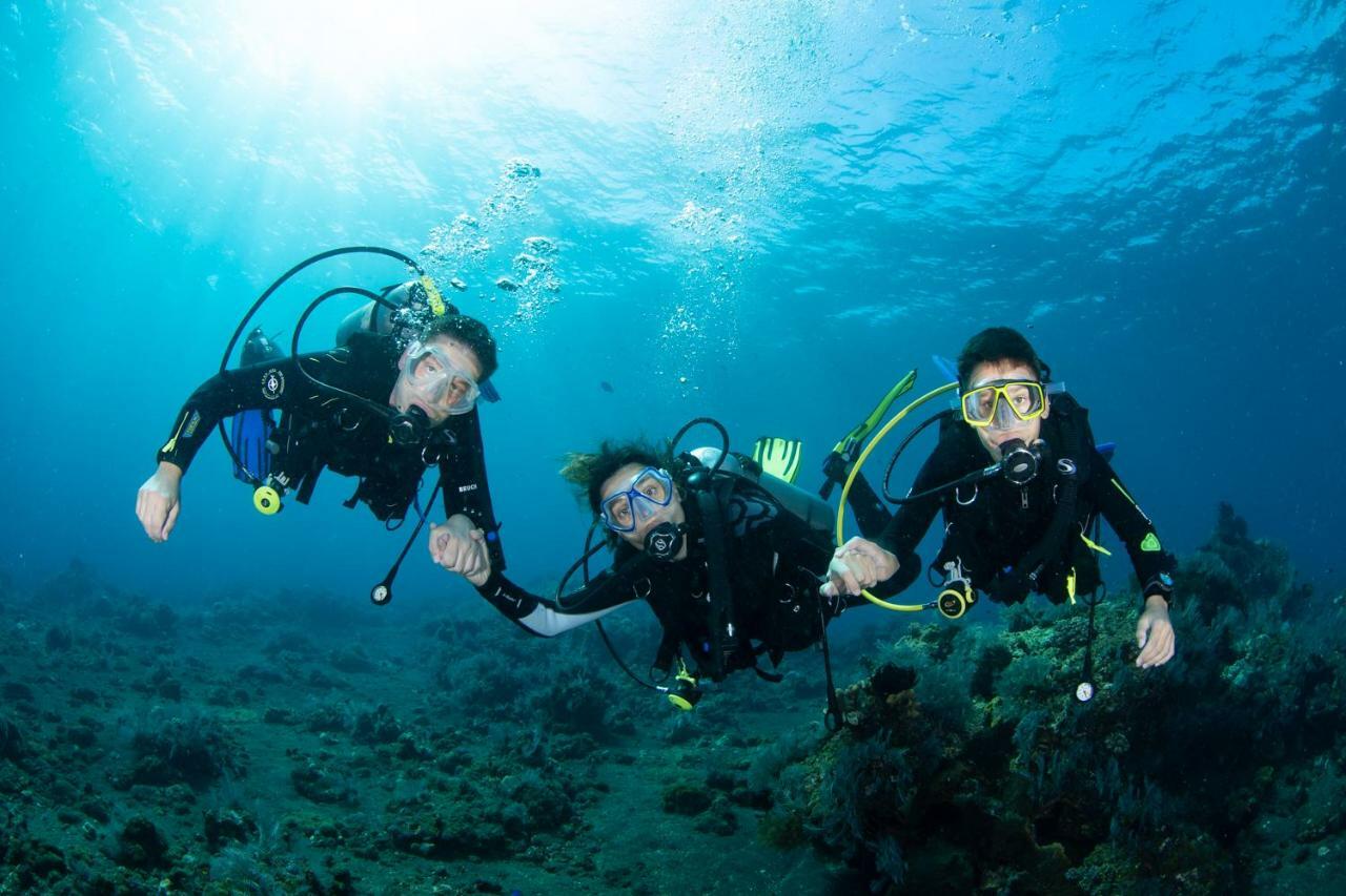 Bali Dive Resort Amed Exterior photo
